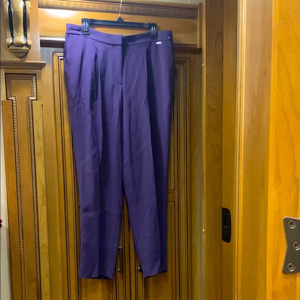NWOT HUGO BOSS Talosa High-Rise Slim Leg Trousers in Eggplant Size 10